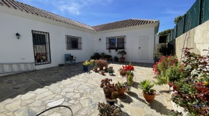 12Tarifarealestate-Villa-Cuarton-straits-views-V-TPC-entrance-patio