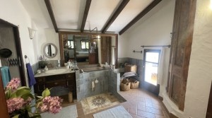 14Tarifarealestate V-SCA-country house-pool-master bedroom
