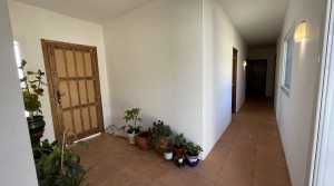 15Tarifarealestate-Villa-Cuarton-straits-views-V-TPC-corridor
