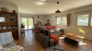 17Tarifarealestate-Villa-Cuarton-straits-views-V-TPC-lounge_