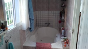 18Tarifarealestate-Duplex-Cuarton-straits-views-V-PCM-ensuite bathroom