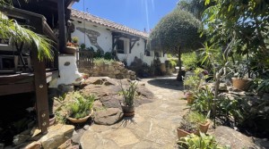 2Tarifarealestate V-SCA-country house-pool-facade