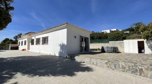 2Tarifarealestate-Villa-Cuarton-straits-views-V-TPC-facade