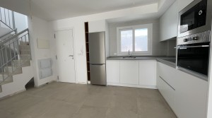 2tarifarealestate-V-TER-terrace-seaviews-kitchen