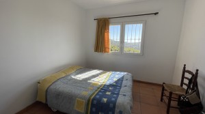 30Tarifarealestate-Villa-Cuarton-straits-views-V-TPC-room1
