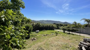 9Tarifarealestate-Villa-Cuarton-straits-views-V-TPC-garden.