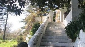 tarifarealestate-V-ERA-property-with-character-Pelayo-stairs